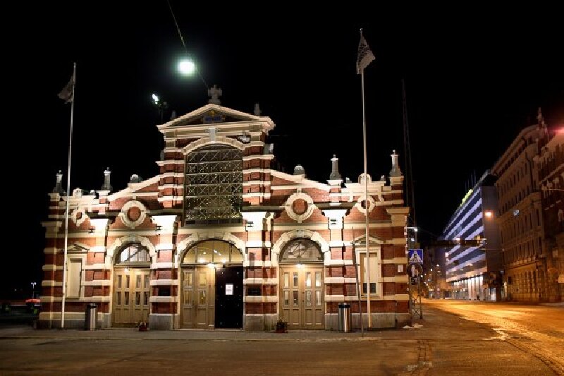 带着妈妈去旅行之逛逛赫尔辛基