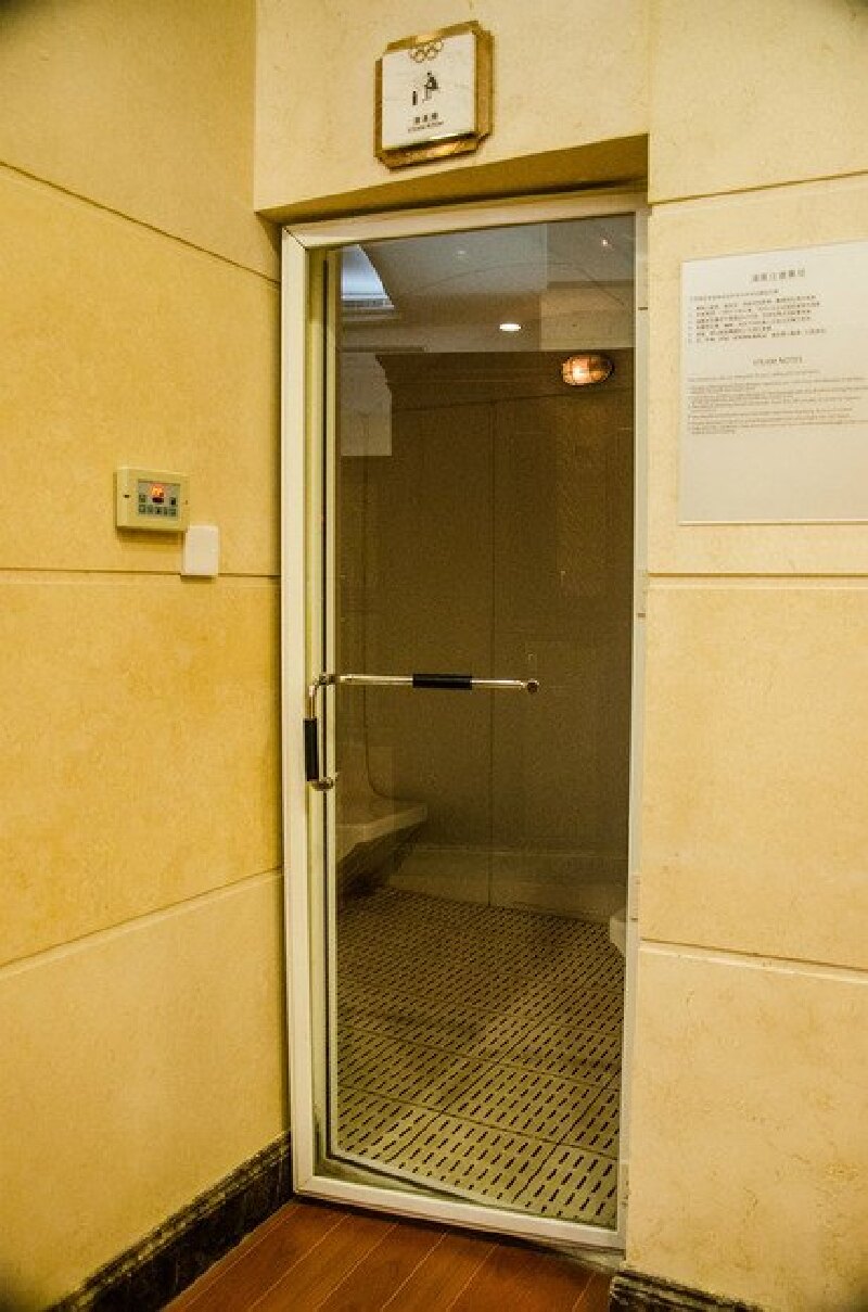 更衣室的环境与其他酒店的更衣室档次好不