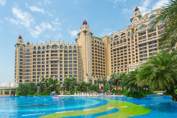 不喜欢长隆马戏城,你也可以选择在珠海横琴湾酒店做个安静的美男子
