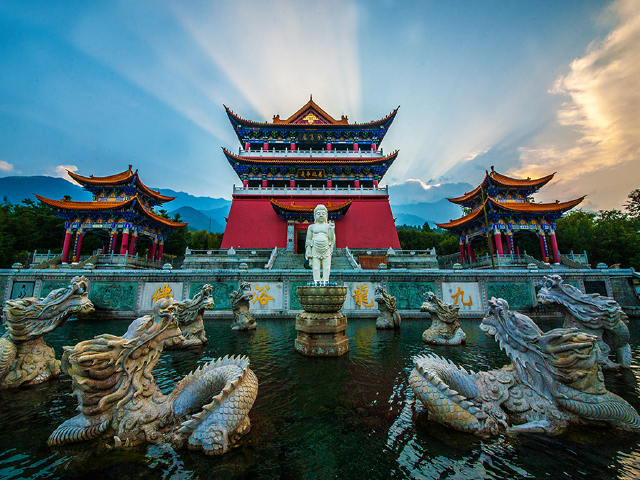  昆明-西双版纳-大理-丽江-香格里拉-泸沽湖4飞14日游>纯玩私家团,2