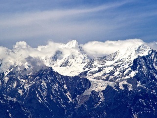 贡嘎山