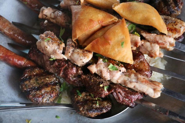 初见以色列,左手死海,右手犹大沙漠