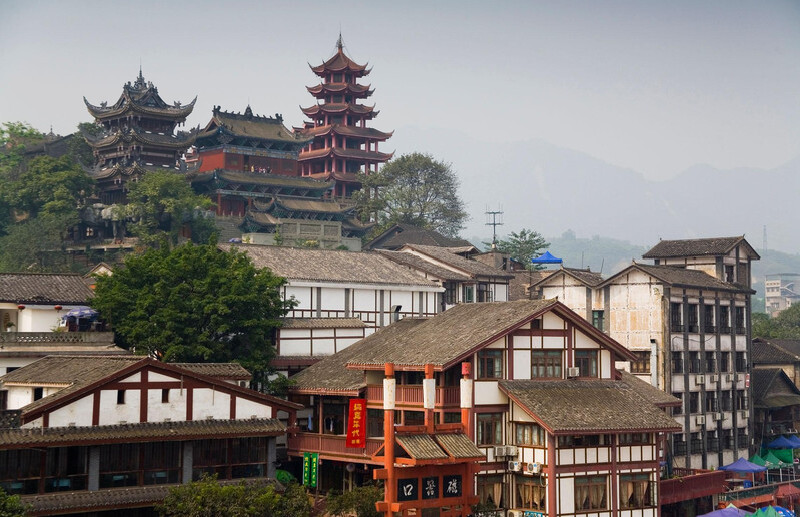 磁器口是重庆的一个最有名的景点之一,而且磁器口也有很多小景点,这里