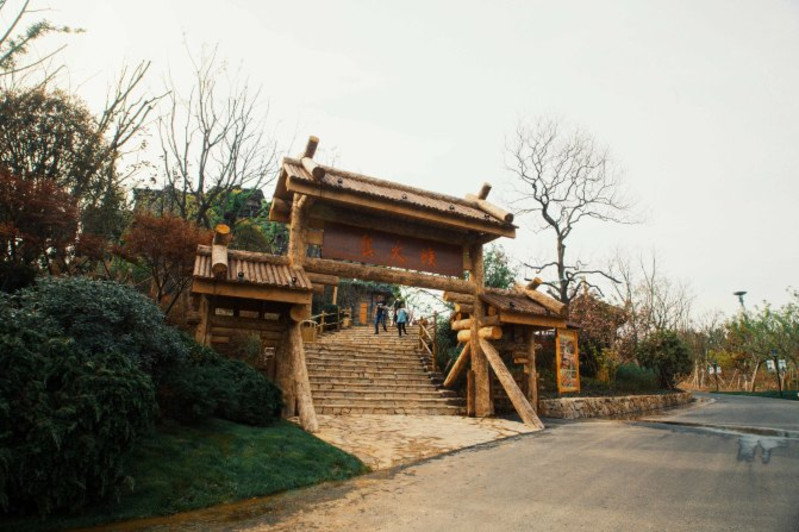 遠古圖騰,祭火路秀,上古遺蹟,打造沉浸式魔幻劇場,帶你走進水火大戰的