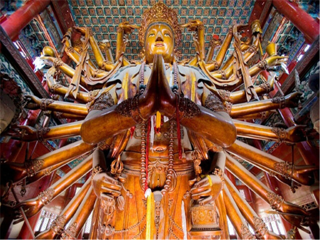 普宁寺千手千眼观世音