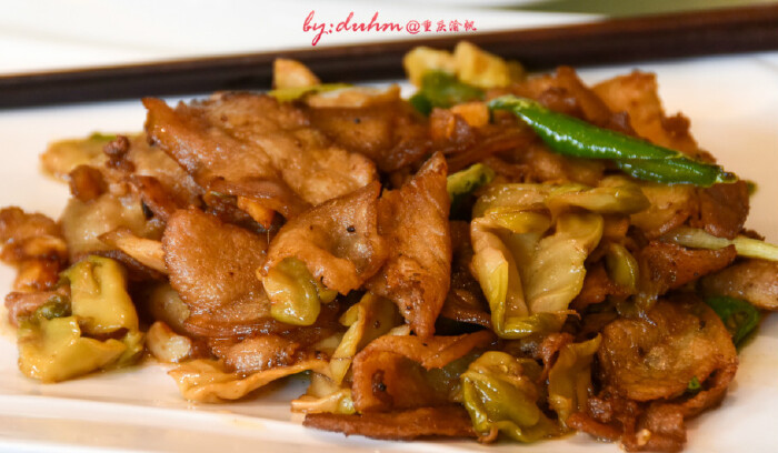 家常炒鸡蛋   【渝帆提示】    放翁酒家——中国的悬崖餐厅,建在西陵