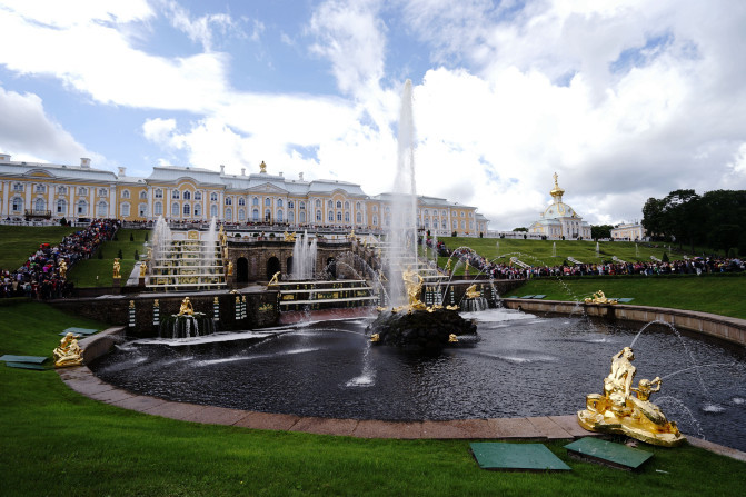 知命之年走进盛夏之际俄罗斯