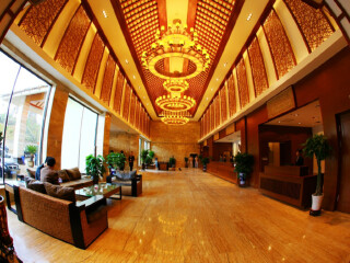 思拉堡虹溪谷温泉