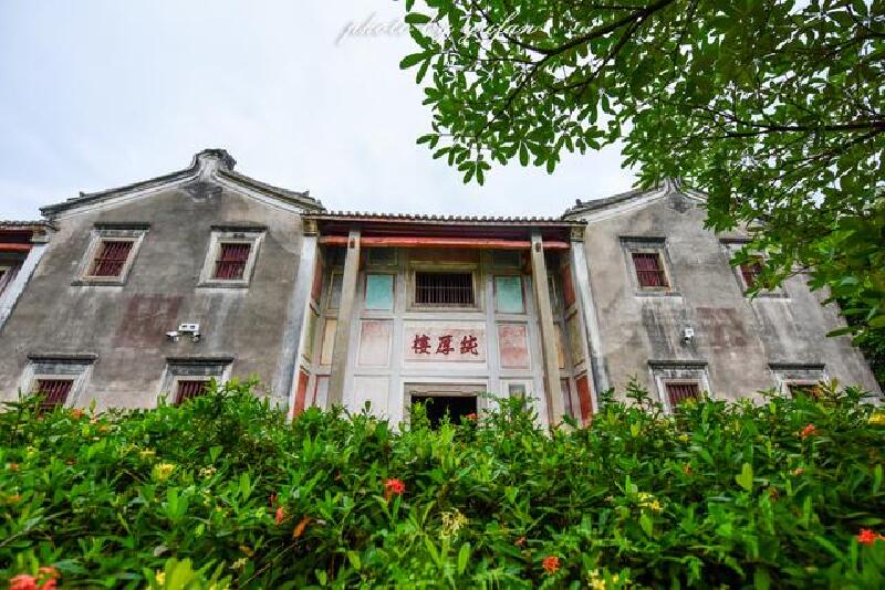 主馆边上的纯厚楼,里面介绍了四百多位将军,其中国 民党将军有姚雨平