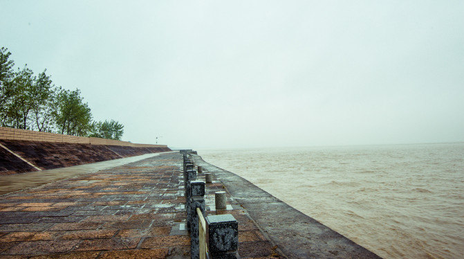 潮城海宁,四季等你