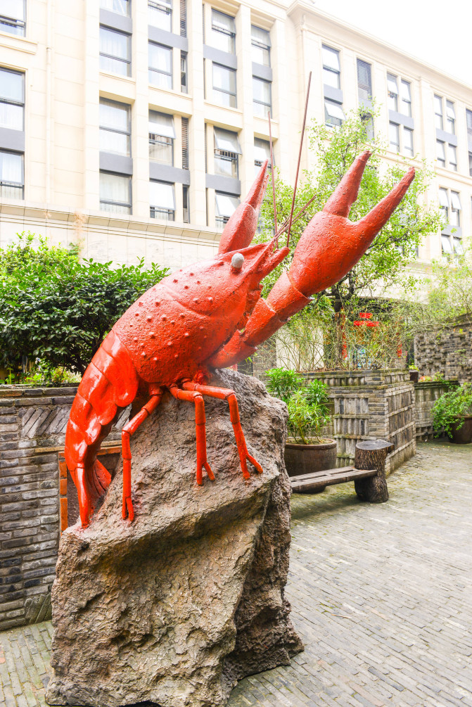 大龙虾的雕塑
