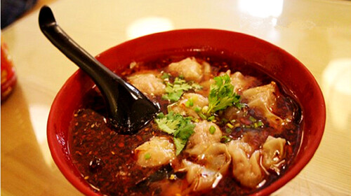  成都-九寨沟-都江堰-汶川地震遗址双飞6日游>成都1天自由活动,藏式土