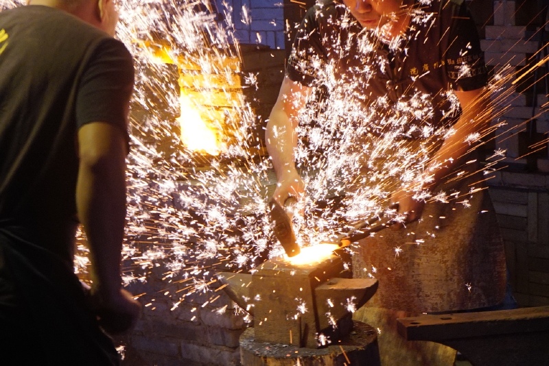 实际的铸剑场景与小说很像.