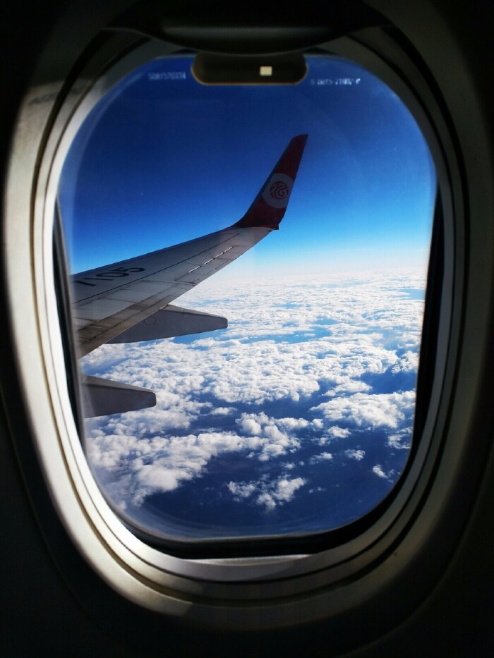 在飞机上鸟瞰呼伦贝尔