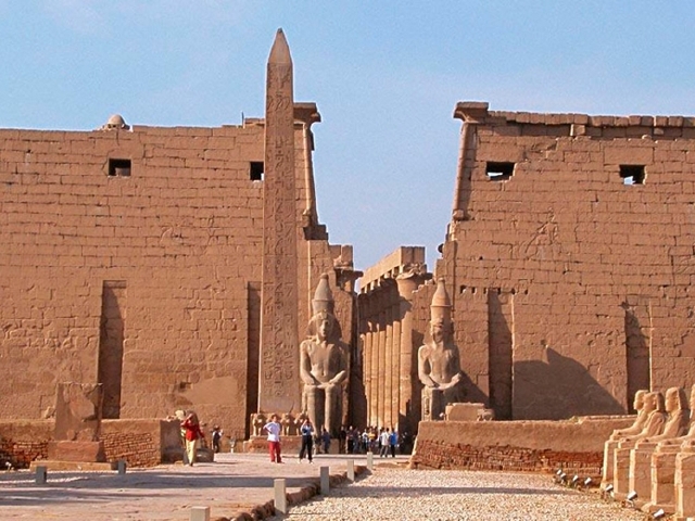 卢克索神庙