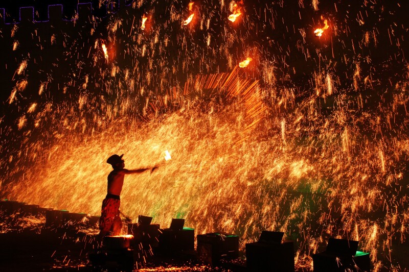 北京长城打铁花