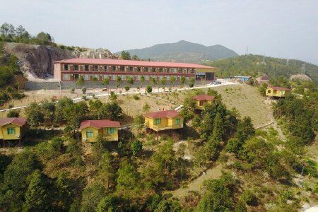 平远五指石休闲度假山庄