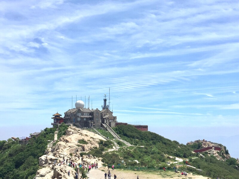 泰山顶上,若是心安,哪里都不算流浪