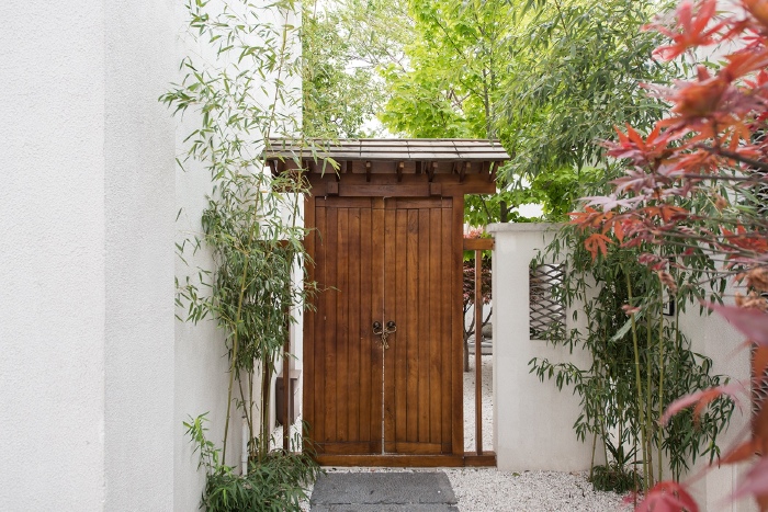 独栋别墅的木门