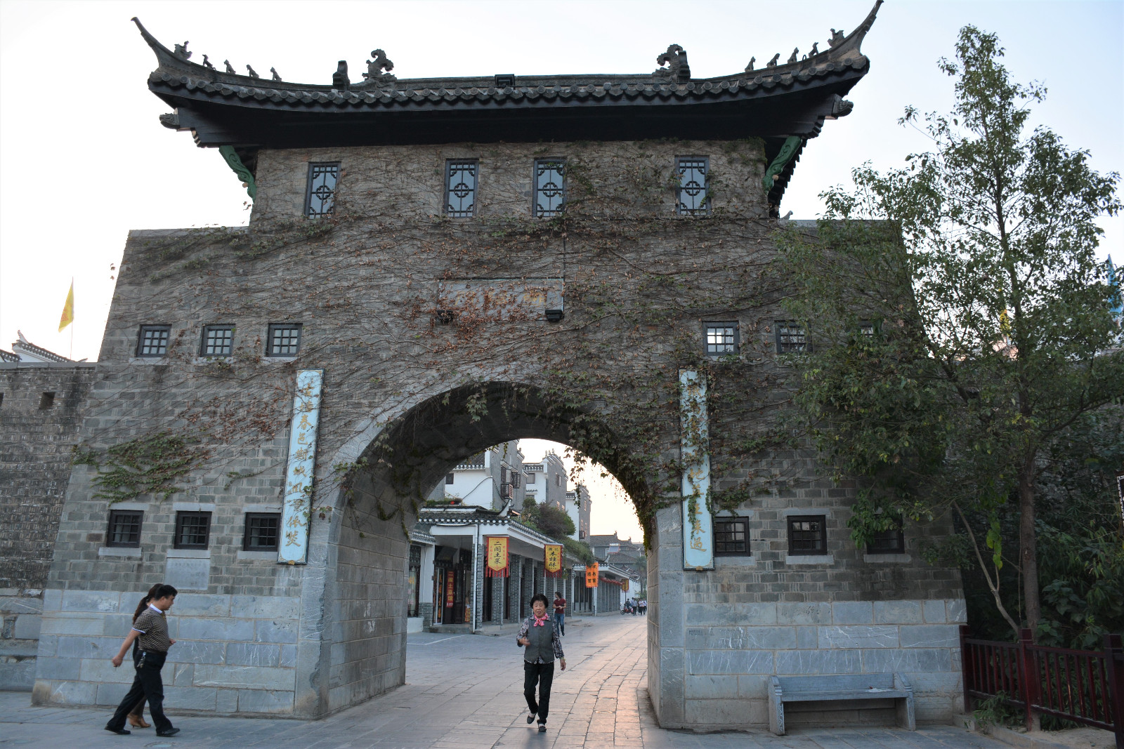 三河古镇古城墙,遗存的这部分城墙是三河大捷的见证展开城墙是能够