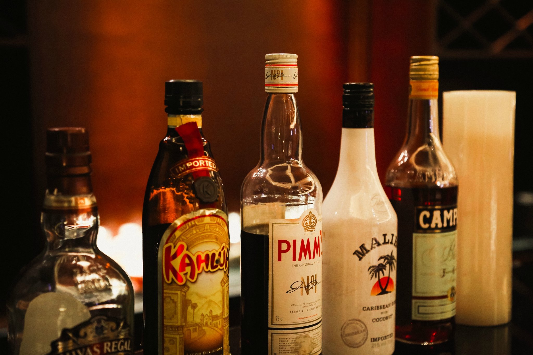 结果一进去就吓到了,这不是我们常见的小的包房的那种,这是一整间