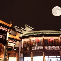 南京古秦淮古典建筑的夜景_598