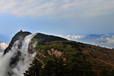 <西安+兵马俑+华清池+成都+峨眉山+乐山+熊猫基地8日游>西成高铁，古都遇上大熊猫，温泉/表演2选1，0购物24H接送，1天自由玩，当地参