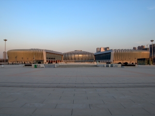 山东省体育中心体育场