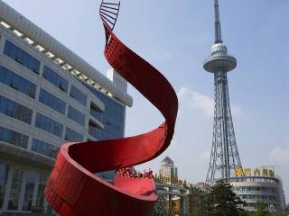 龙塔广场