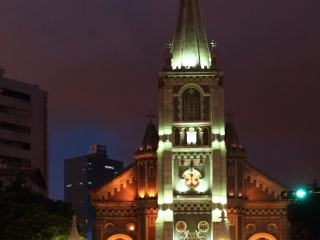 高雄玫瑰圣母堂