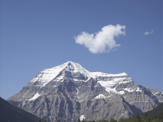 罗布森山省级公园