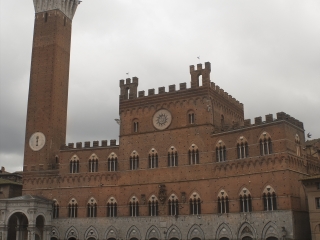 锡耶纳市政广场