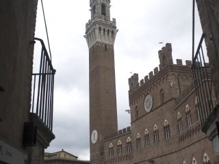 锡耶纳市政广场