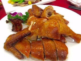 东悦南番顺海鲜酒家(麓景店)