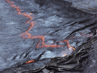 尔塔阿雷火山