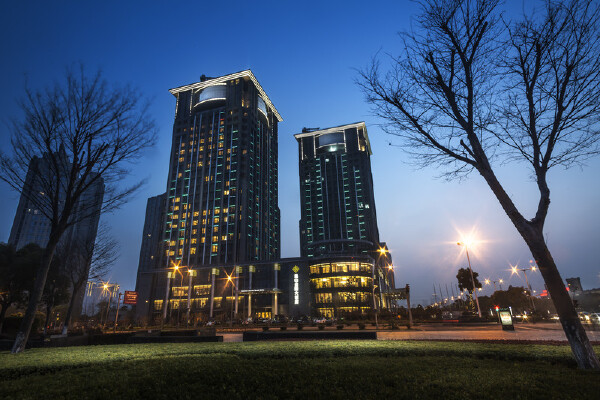 昆山适合情侣的酒店_昆山适合情侣住的酒店_昆山适合情侣住的宾馆