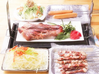 篝火相约生烤羊排羊腿