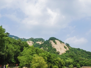 千山