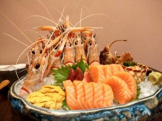 簪花日本料理（陆家嘴店）