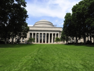 麻省理工大学