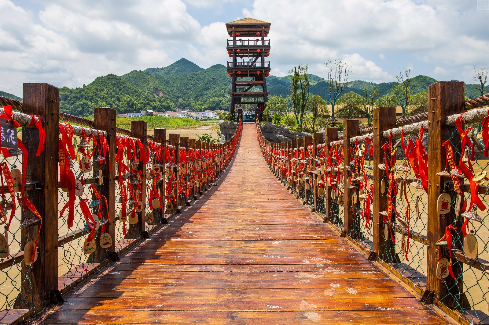 皇家加勒比#穿越三千年的时光,感受炭河里璀璨的西周文化历史