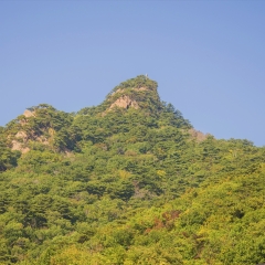 千山桃花溪谷观唐代古城山峰_9448