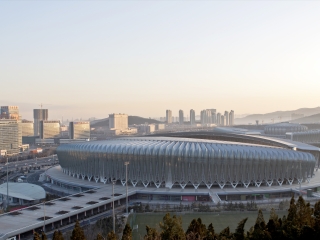 山东省体育中心体育场