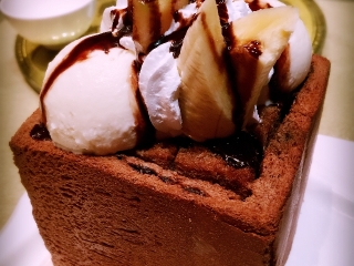 茉莉花开创意川味餐厅(北国店)