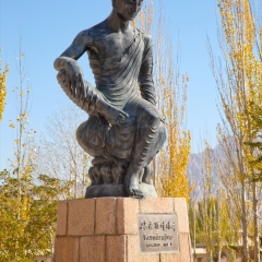新疆库车克孜尔千佛洞佛像_18753