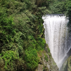 贵阳香火岩风光_18091