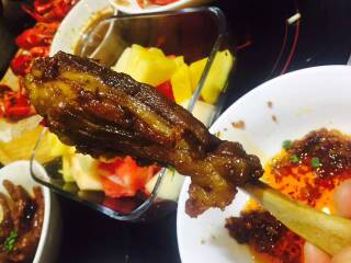 黄非红酸汤虾馆（白沙路店）