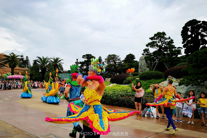 海洋王国夜光大巡游图片