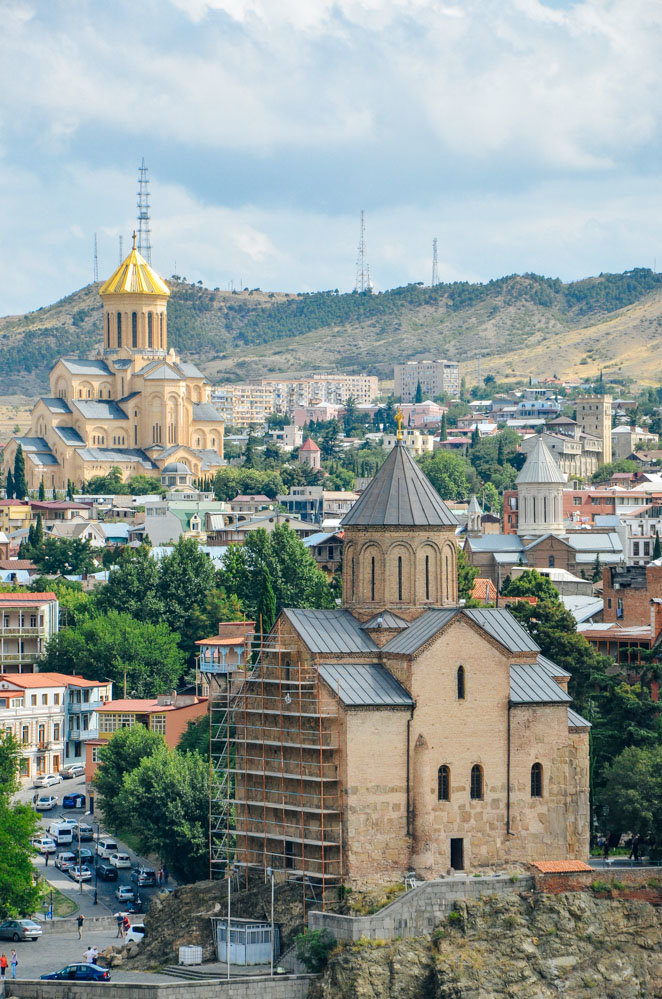 vari河左岸伊利亚山上,建于1995-2004年间,是格鲁吉亚自苏联解体以后