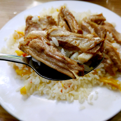 粒粒香特色小锅抓饭